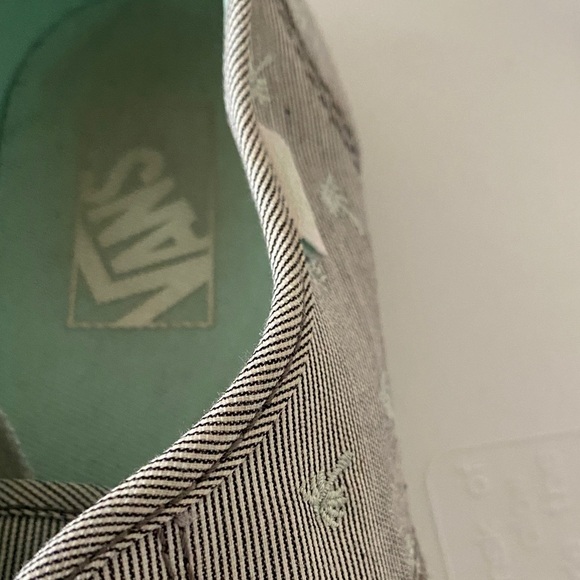 Vans Kids Beige Canvas Sneakers - Picture 3 of 6